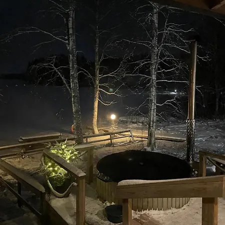 Metsaepirtti By Interhome * Vaskivesi